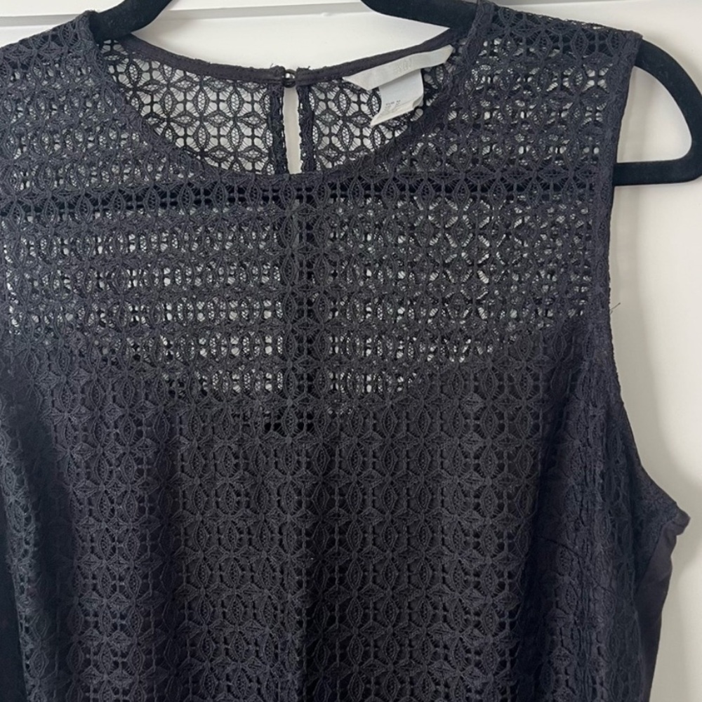 H&M Black Lace Sleeveless Blouse